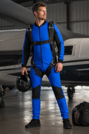 Custom skydiving suit for professional skydivers, freefly training, wind tunnel flying, and parachuting. Durable technical fabric, reinforced stitching, flexible fit, aerodynamic design, and customizable colors, logos, and sizing. Ideal for skydiving teams, freefall practice, tunnel training, and extreme sports apparel.
